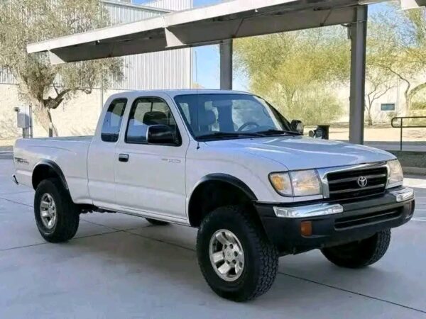 2000 Toyota Tacoma